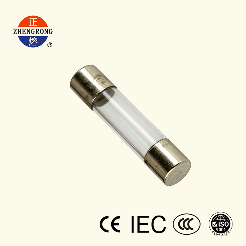 6*30mm 15A 250V düşük kesme kapasiteli sigorta