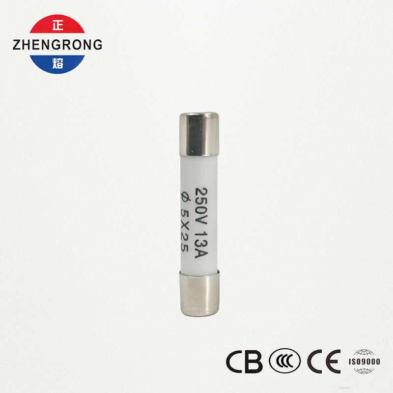 Toptan Alıcılar için Yüksek Kaliteli 5x25mm R055 13A Sigortalar